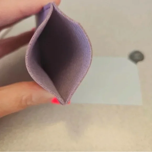 Chanel color purple 💜Beauty mirror in pouch & card holder pouch NIB - Picture 4 of 6